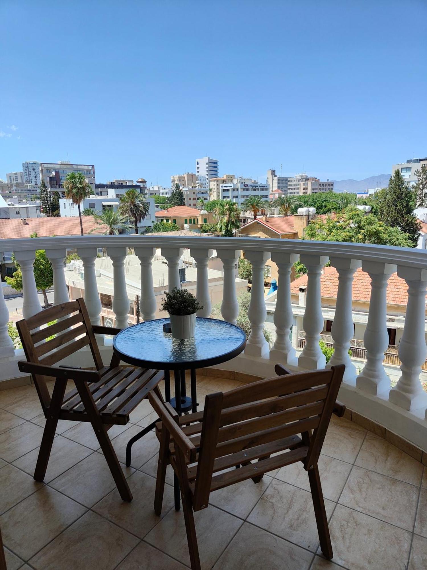 Ευ Ζην Central / Ev Zen Central Apartment Nicosia Luaran gambar